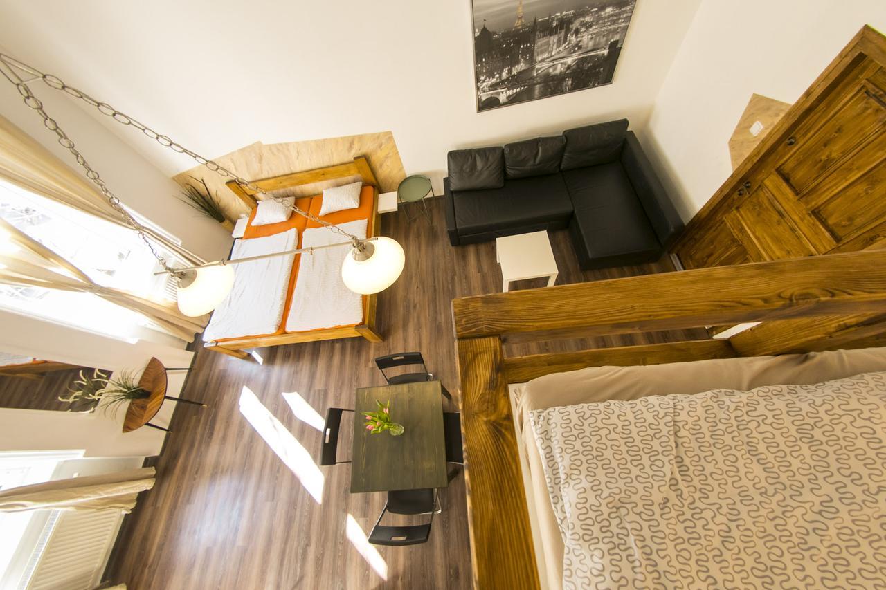 Freedom Rooms & Apartments Πράγα Εξωτερικό φωτογραφία